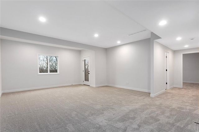 110 E Woodland Avenue, Lone Jack, MO 64070