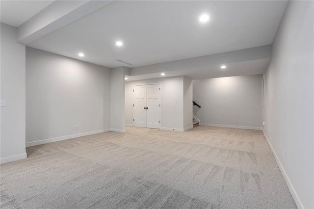 110 E Woodland Avenue, Lone Jack, MO 64070