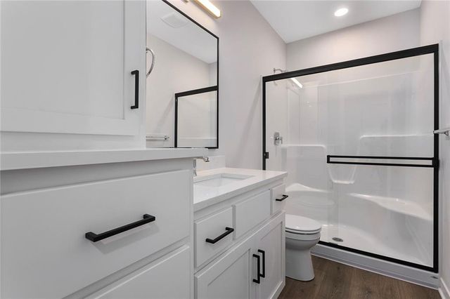 110 E Woodland Avenue, Lone Jack, MO 64070