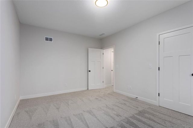 110 E Woodland Avenue, Lone Jack, MO 64070