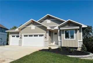 110 E Woodland Avenue, Lone Jack, MO 64070