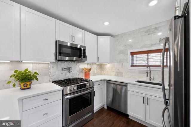 103 MCCLELLAN ST, Philadelphia, PA 19148