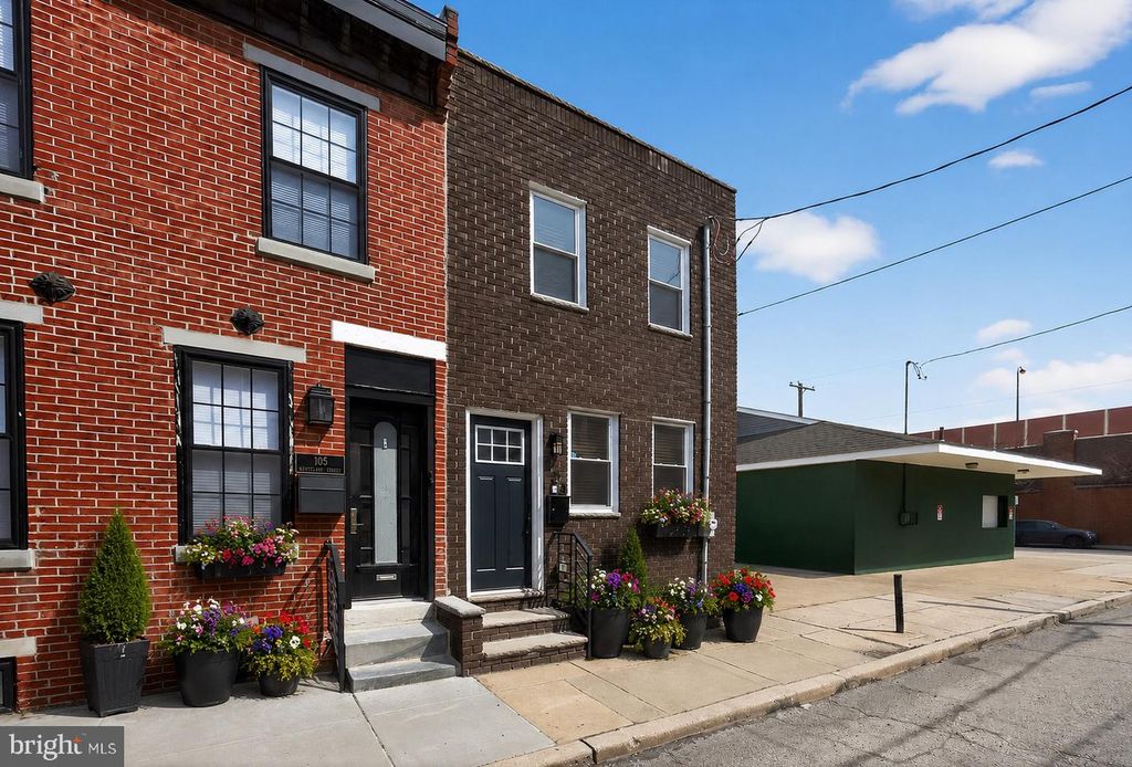 103 MCCLELLAN ST, Philadelphia, PA 19148