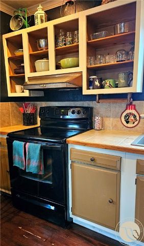 523 Riverside ROAD, Billings, MT 59101