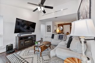 1201 Bering Drive 28, Houston, TX 77057