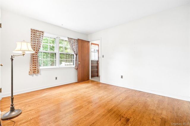31 Briarwood Drive, New City, NY 10956