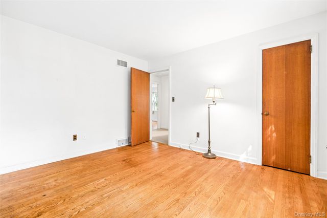 31 Briarwood Drive, New City, NY 10956