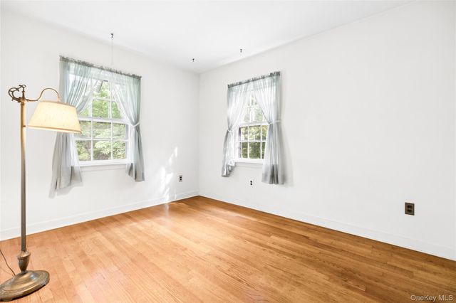 31 Briarwood Drive, New City, NY 10956