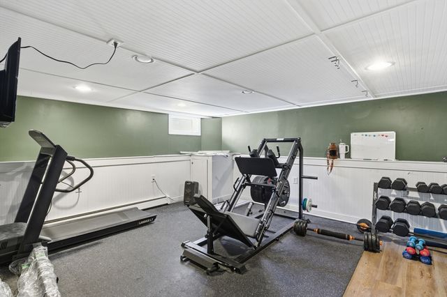 52 Viking Drive, Portsmouth, RI 02871