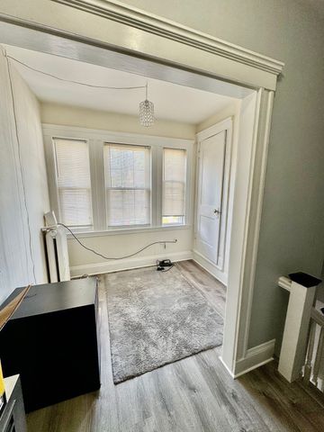 11 Austin St, Milton, MA 02186