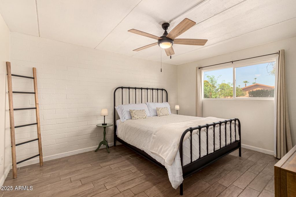 Image 16 of property listing at 240 S OLD LITCHFIELD Road 113, Litchfield Park, AZ 85340