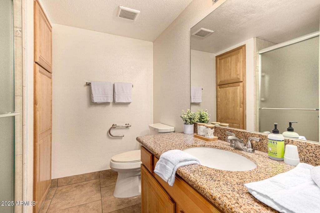 Image 22 of property listing at 240 S OLD LITCHFIELD Road 113, Litchfield Park, AZ 85340