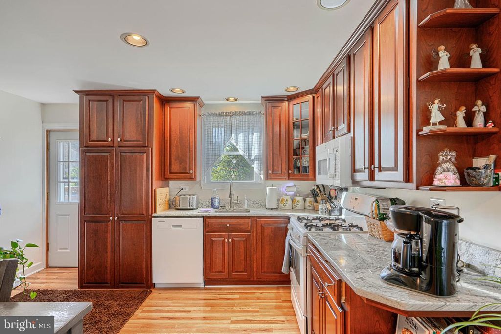 Image 11 of property listing at 9 VIRGINIA AVE, Reisterstown, MD 21136