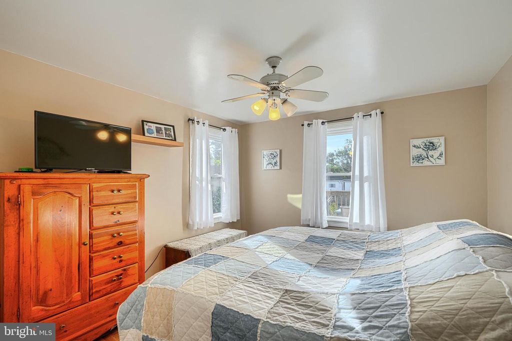 Image 16 of property listing at 9 VIRGINIA AVE, Reisterstown, MD 21136