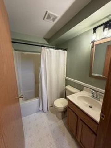 11136 268th AVENUE, Trevor, WI 53179
