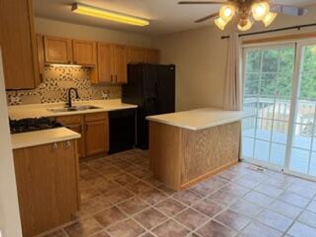 11136 268th AVENUE, Trevor, WI 53179