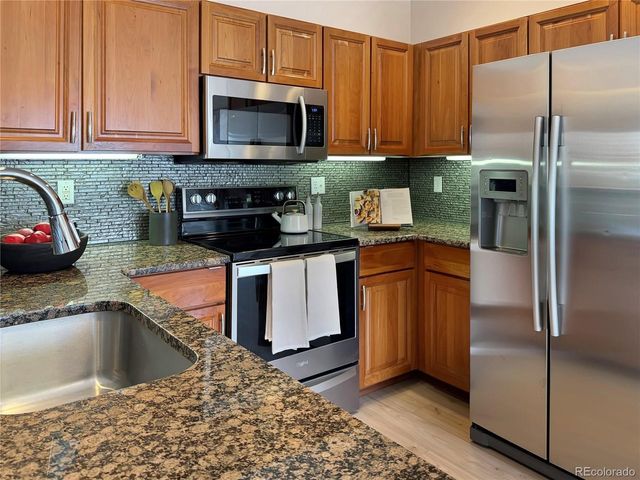 4875 S Balsam Way 10-101, Littleton, CO 80123