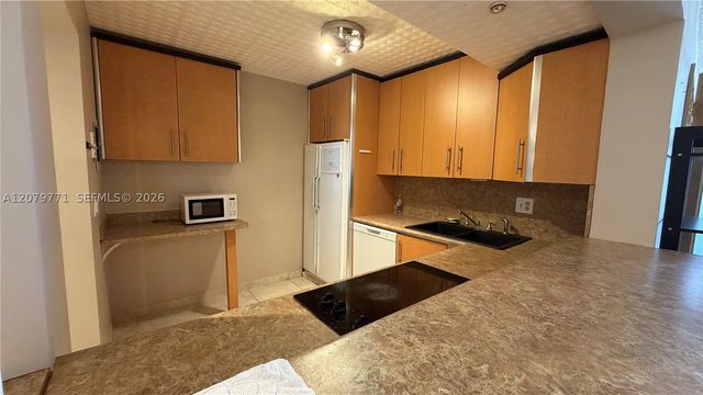 2049 S Ocean Dr 1004, Hallandale Beach, FL 33009