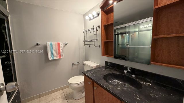 2049 S Ocean Dr 1004, Hallandale Beach, FL 33009