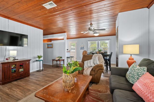 2006 S Ocean Blvd., North Myrtle Beach, SC 29582