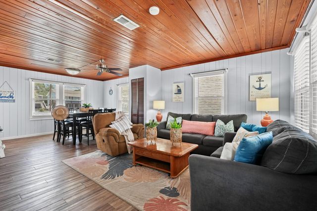 2006 S Ocean Blvd., North Myrtle Beach, SC 29582