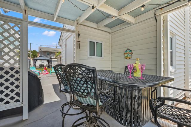 2006 S Ocean Blvd., North Myrtle Beach, SC 29582