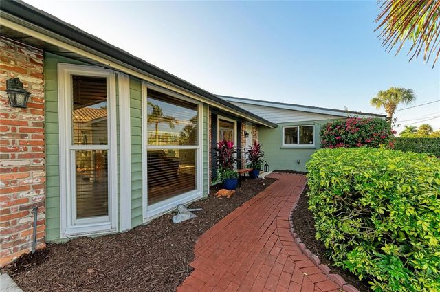 365 S SHORE DRIVE, Osprey, FL 34229