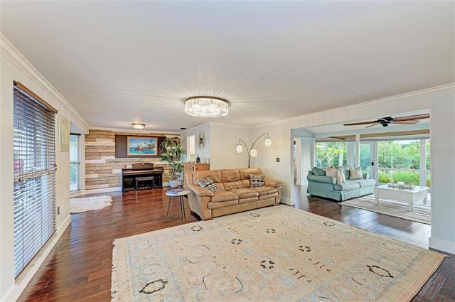 365 S SHORE DRIVE, Osprey, FL 34229