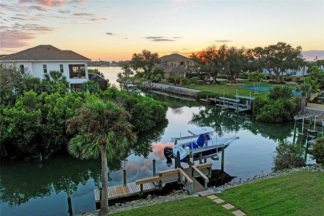 365 S SHORE DRIVE, Osprey, FL 34229