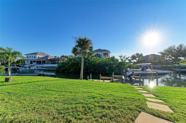 365 S SHORE DRIVE, Osprey, FL 34229