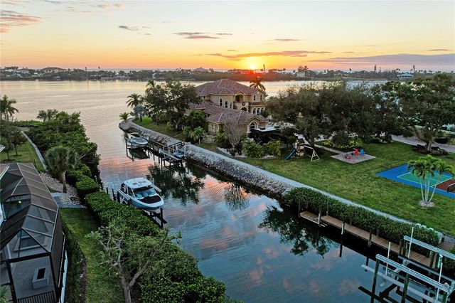 365 S SHORE DRIVE, Osprey, FL 34229