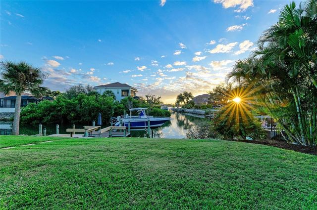 365 S SHORE DRIVE, Osprey, FL 34229