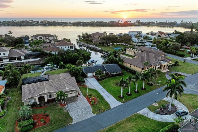 365 S SHORE DRIVE, Osprey, FL 34229