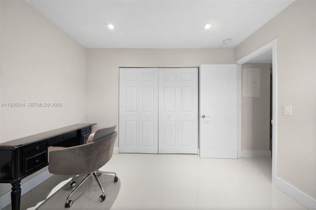 20310 NE 3rd Court 2, Miami, FL 33179