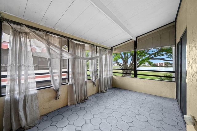 20310 NE 3rd Court 2, Miami, FL 33179