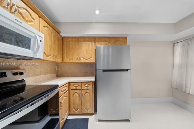 20310 NE 3rd Court 2, Miami, FL 33179