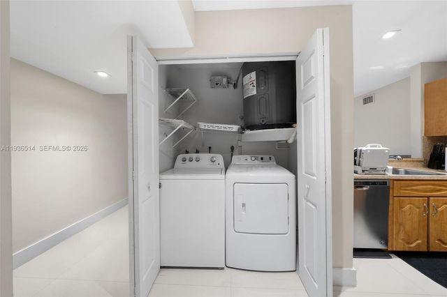 20310 NE 3rd Court 2, Miami, FL 33179