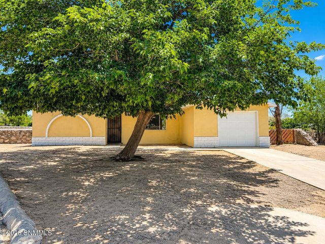 1974 Mahogany Drive, Las Cruces, NM 88001