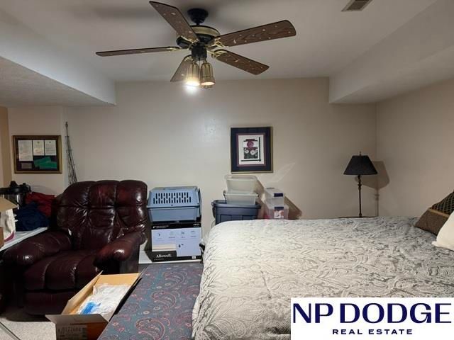 1423 N 159 Street, Omaha, NE 68118