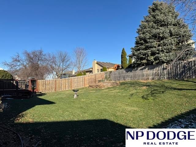 1423 N 159 Street, Omaha, NE 68118