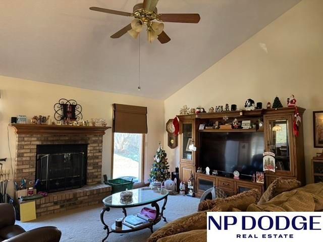 1423 N 159 Street, Omaha, NE 68118