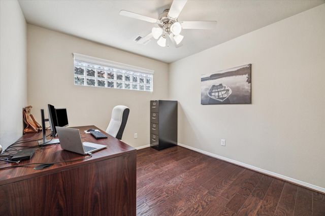 5211 Larkin Street A, Houston, TX 77007