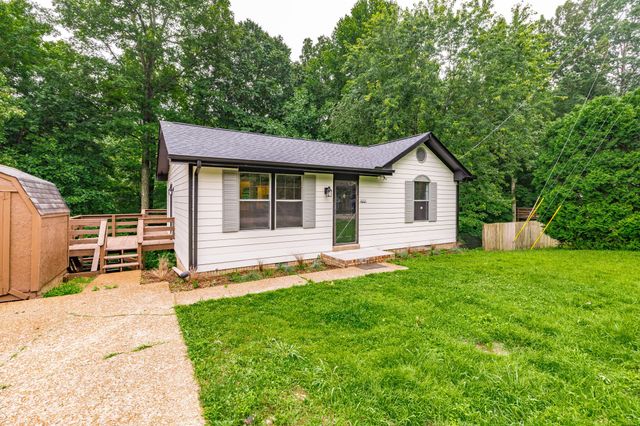 1012 Hollis Ln, White House, TN 37188