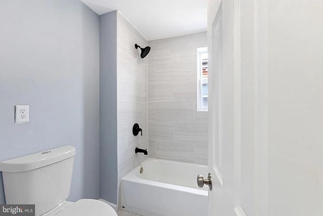 1004 N SPRUCE ST, Wilmington, DE 19801