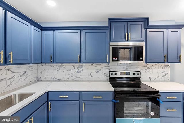 1004 N SPRUCE ST, Wilmington, DE 19801