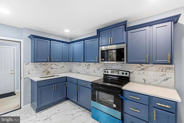 1004 N SPRUCE ST, Wilmington, DE 19801