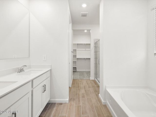 17680 W COLLEGE Drive, Goodyear, AZ 85395