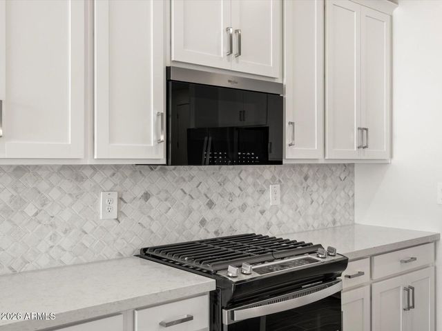 17680 W COLLEGE Drive, Goodyear, AZ 85395