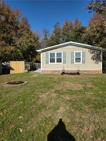 1078 Sandy Narrows CT, Virginia Beach, VA 23454