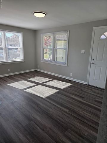 1078 Sandy Narrows CT, Virginia Beach, VA 23454